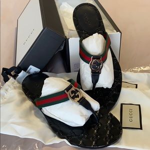 Gucci Thong Sandals